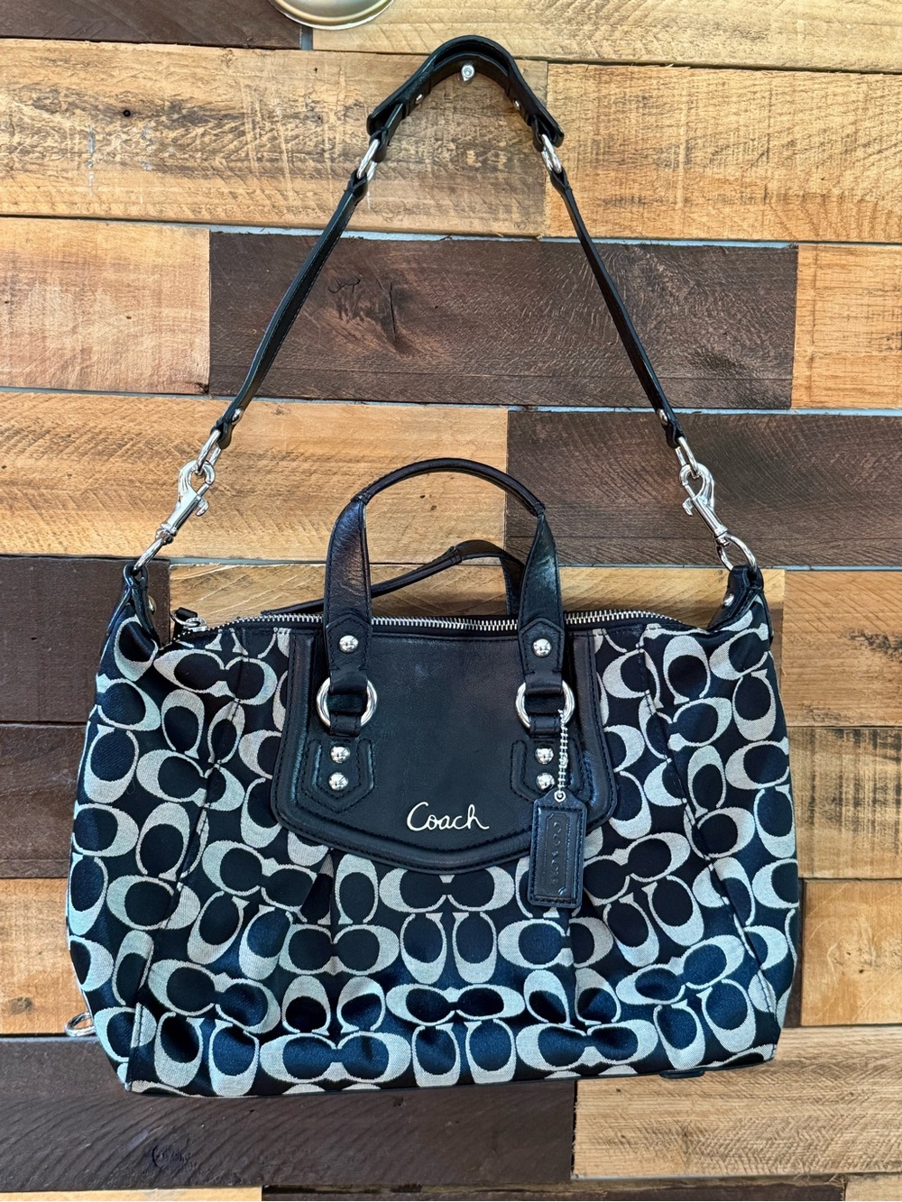 Coach Ashley Signature Satchel with the style number F19242 With Removable Strap
